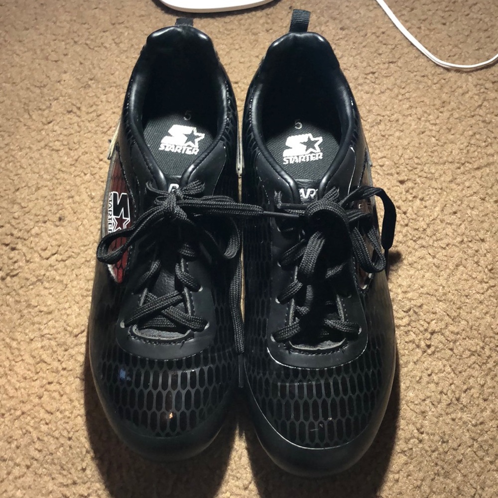Soccer cleats